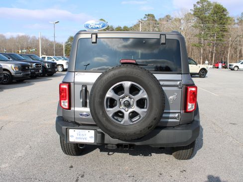 Used 2024 Ford Bronco Big Bend image 7