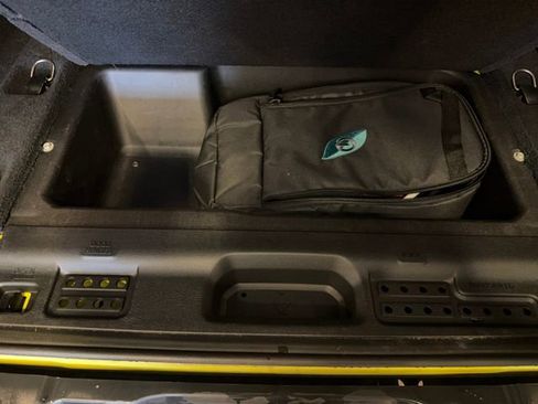 Used 2023 Jeep Wrangler Unlimited w/ Cold Weather Group image 10