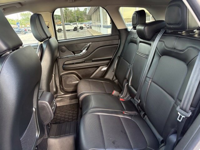 Used 2024 Lincoln Corsair AWD w/ Equipment Group 101A image 20