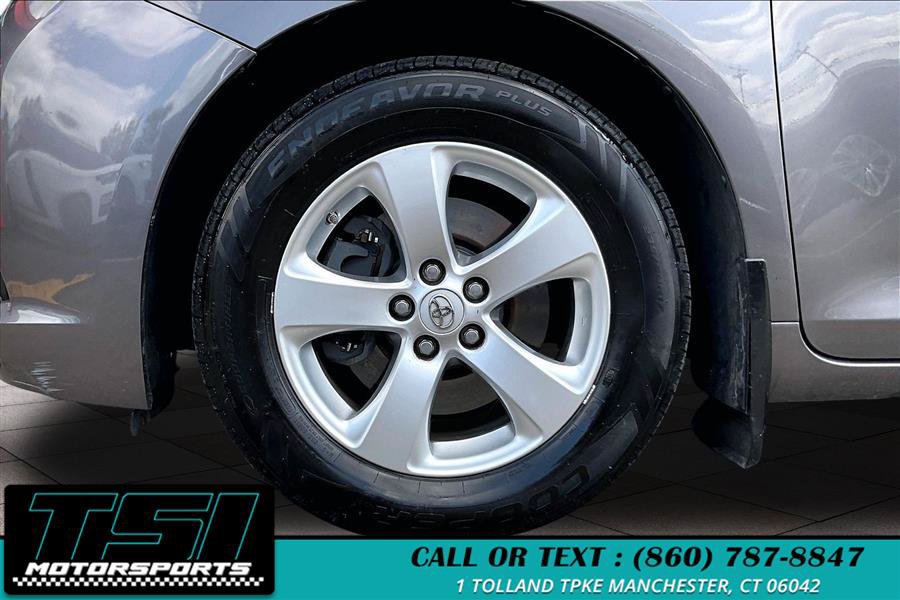 Used 2013 Toyota Sienna L FWD image 9