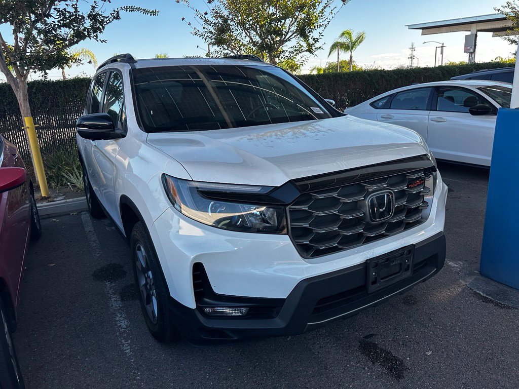 Used 2023 Honda Passport TrailSport image 9