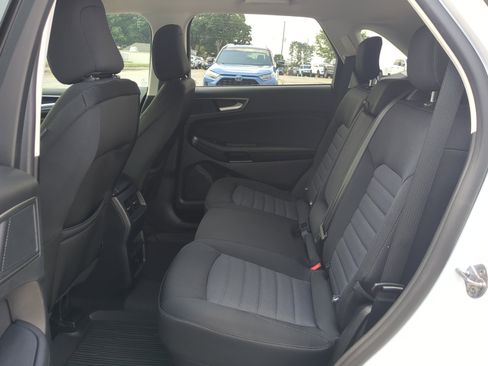 Certified 2024 Ford Edge SE w/ Cargo Accessory Package AWD/4WD image 12