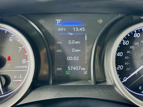 Used 2022 Toyota Camry LE FWD image 12