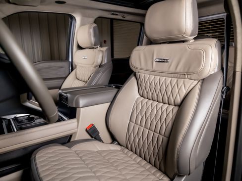 Used 2026 Ford F250 Platinum w/ Platinum Plus Package image 4