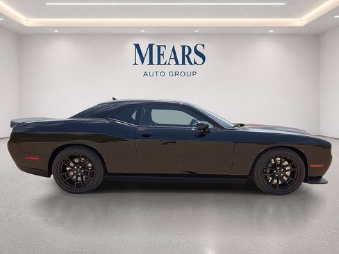 Used 2023 Dodge Challenger SRT Hellcat RWD image 6