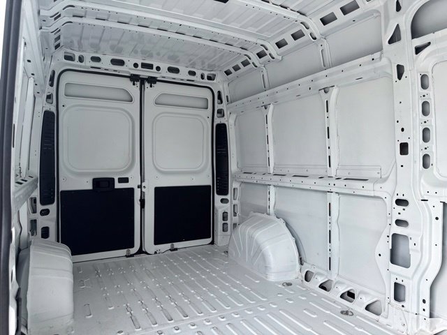 Used 2026 RAM ProMaster 2500 w/ Convenience Group FWD image 14
