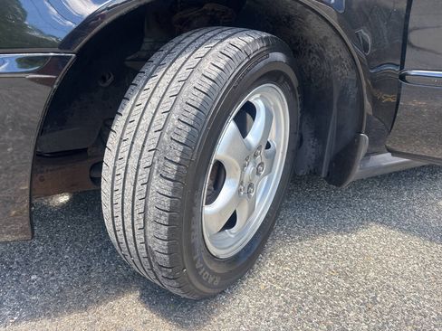 Used 2006 Ford Taurus SE FWD image 33