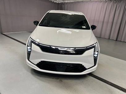 New 2027 Chrysler Pacifica Select w/ Family Tech Group