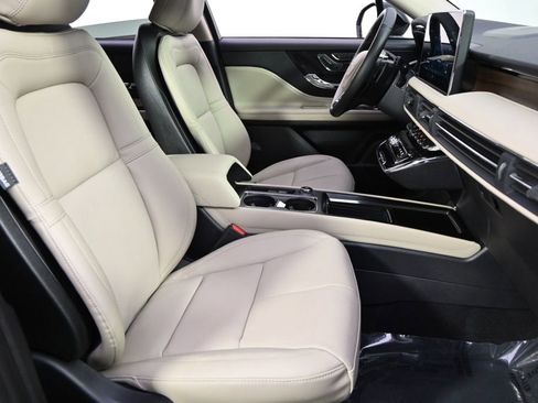 New 2026 Lincoln Corsair Reserve w/ Jet Appearance Package image 16