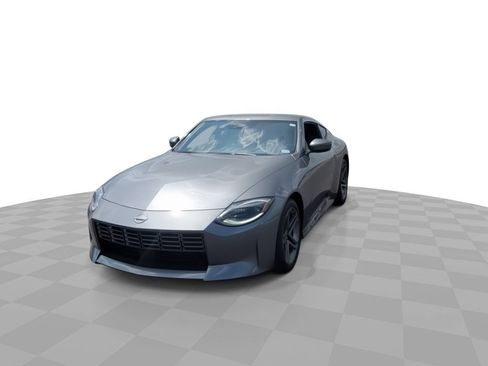 Used 2025 Nissan Z Sport w/ Floor Mat Package RWD image 3