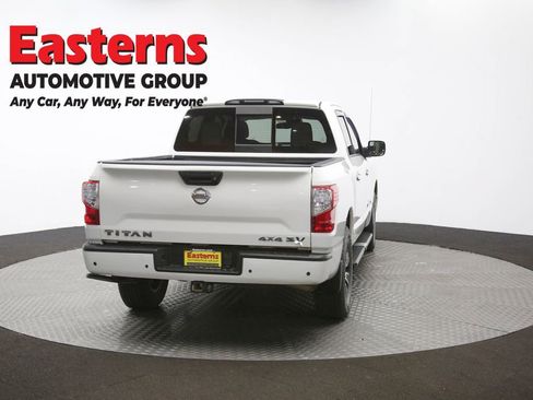 Used 2020 Nissan Titan SV w/ SV Convenience Package image 41