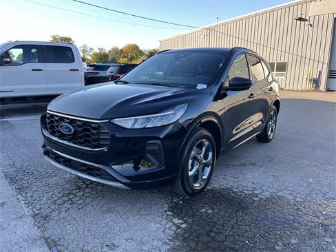 Used 2023 Ford Escape ST-Line w/ Tech Pack #1 image 7