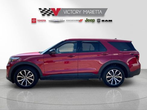 Used 2022 Ford Explorer ST w/ ST Appearance Package AWD/4WD image 2