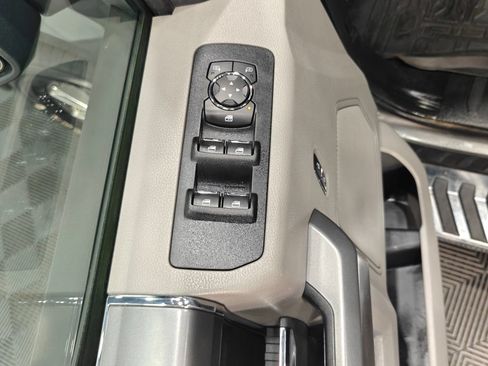 Used 2017 Ford F150 XLT w/ XTR Package AWD/4WD image 32