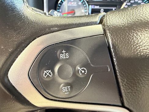 Used 2018 Chevrolet Silverado 1500 LT w/ All Star Edition AWD/4WD image 24