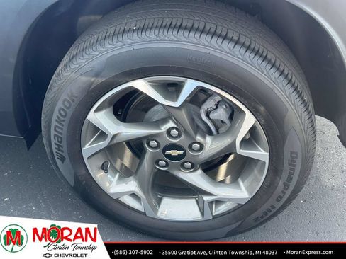Certified 2025 Chevrolet Trax LT w/ Driver Confidence Package FWD image 11
