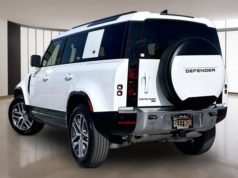 Certified 2023 Land Rover Defender 110 SE image 4