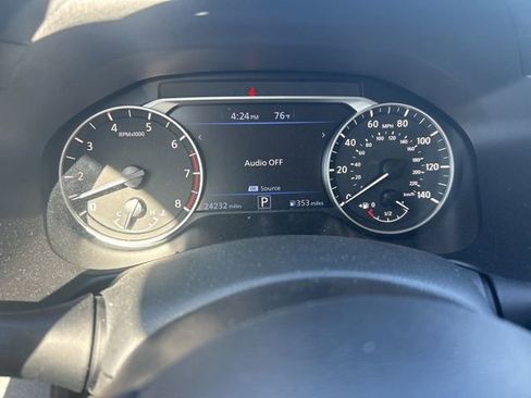 Used 2025 Nissan Altima 2.5 SV image 27