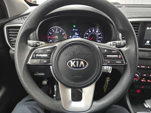 Used 2020 Kia Sportage LX w/ LX Popular Package AWD/4WD image 18