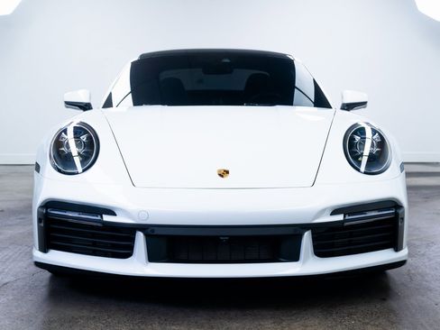 Used 2022 Porsche 911 Turbo S image 2