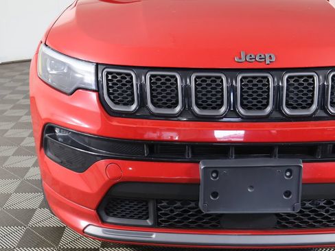Used 2024 Jeep Compass Limited w/ High Altitude Package AWD/4WD image 16
