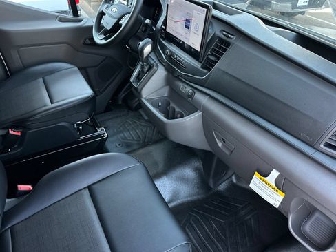 New 2026 Ford Transit 150 Low Roof w/ Load Area Protection Package RWD image 15