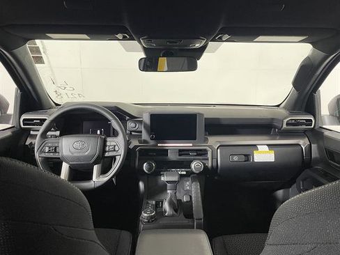 New 2026 Toyota 4Runner SR5 AWD/4WD image 11