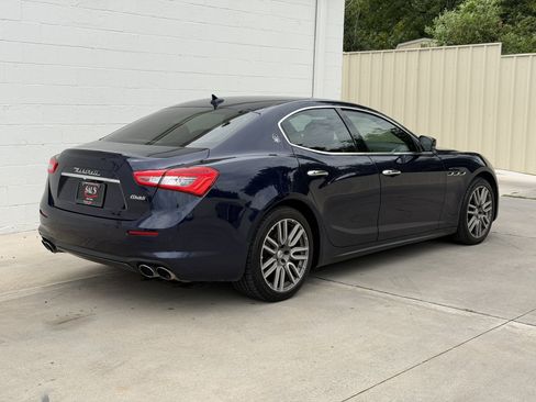 Used 2018 Maserati Ghibli RWD image 5
