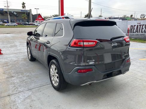 Used 2014 Jeep Cherokee Limited w/ Trailer Tow Group image 11
