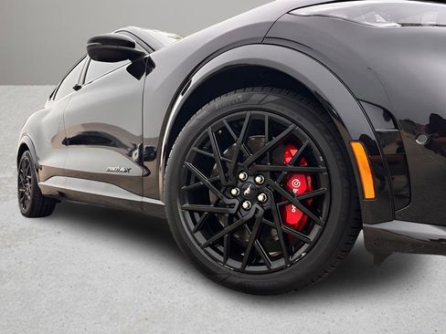 Used 2023 Ford Mustang Mach-E GT w/ GT Performance Edition AWD/4WD image 30