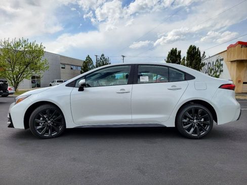 Used 2023 Toyota Corolla XSE w/ Carpet Mat Package (TMS) FWD image 9