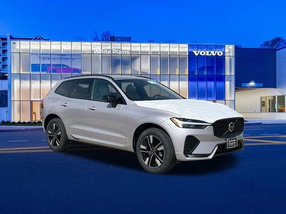 New 2026 Volvo XC60 B5 Core w/ Protection Package Premier