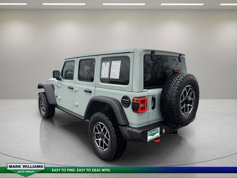Used 2024 Jeep Wrangler Rubicon w/ Technology Group image 5