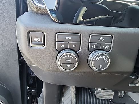 Certified 2026 Chevrolet Silverado 1500 LT AWD/4WD image 15