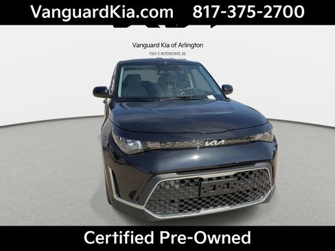 Certified 2025 Kia Soul LX FWD image 3