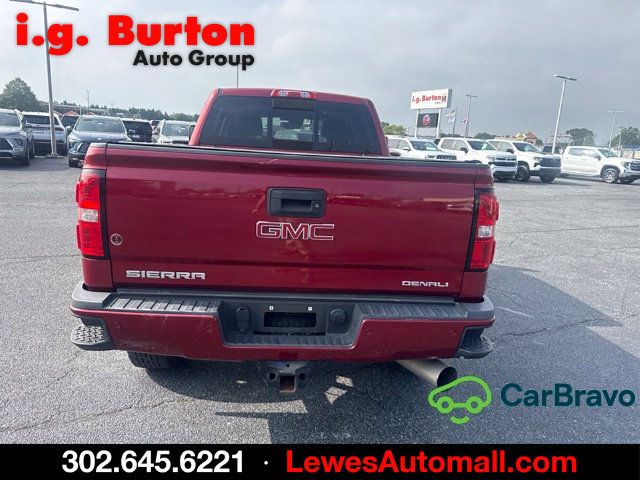 Used 2019 GMC Sierra 2500 Denali w/ Duramax Plus Package AWD/4WD image 4