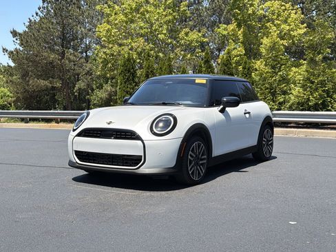 Certified 2026 MINI Cooper 2-Door Hardtop FWD image 13