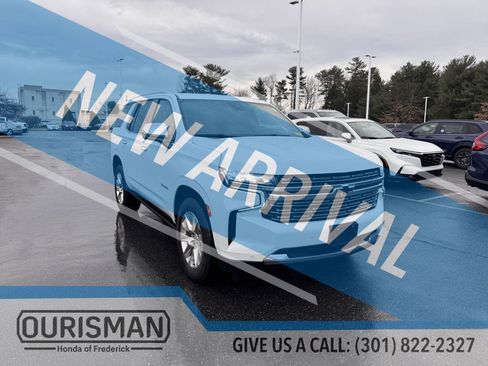 Used 2023 Chevrolet Tahoe Premier image 2