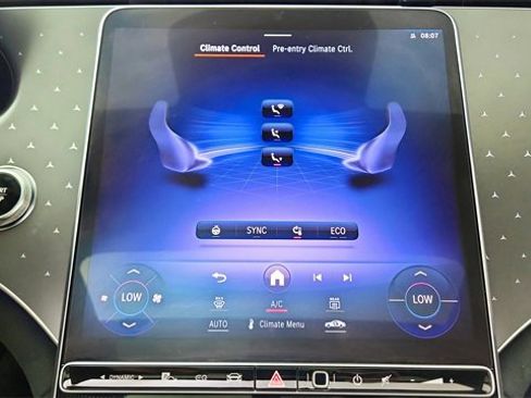 Used 2023 Mercedes-Benz EQE 500 4MATIC Sedan image 47