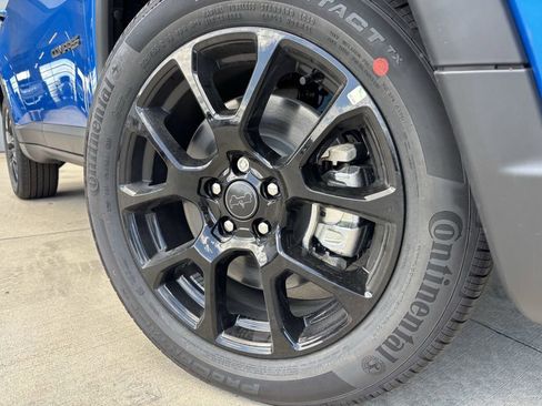 New 2026 Jeep Compass Latitude AWD/4WD image 8