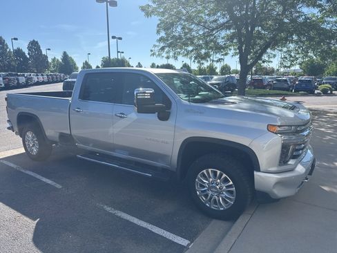 Used 2021 Chevrolet Silverado 3500 High Country w/ Z71 Off-Road Package AWD/4WD image 2