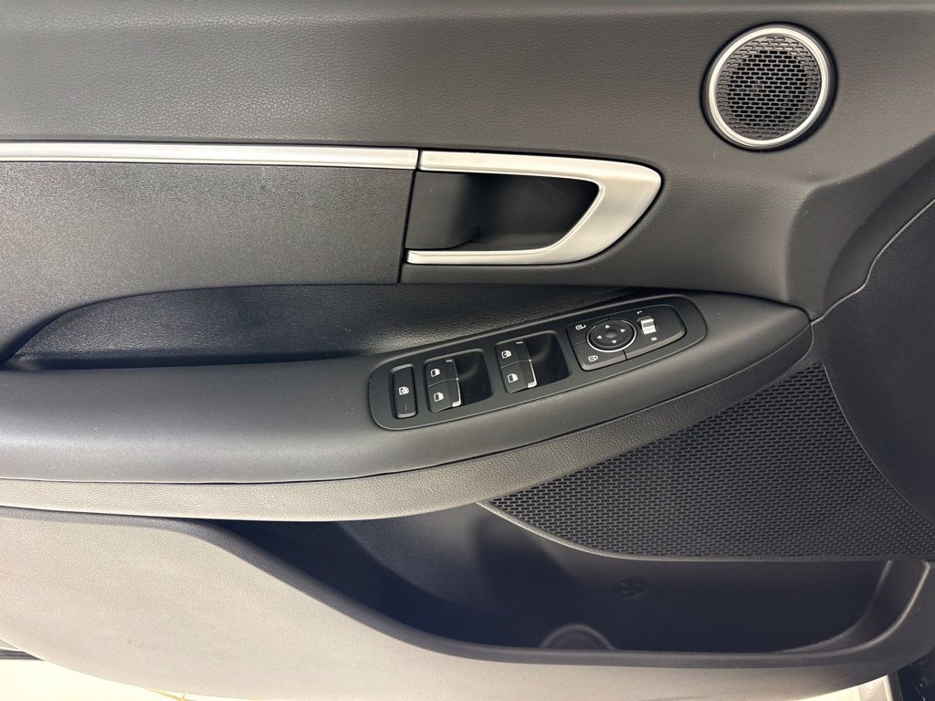 Certified 2026 Hyundai Sonata SE FWD image 17