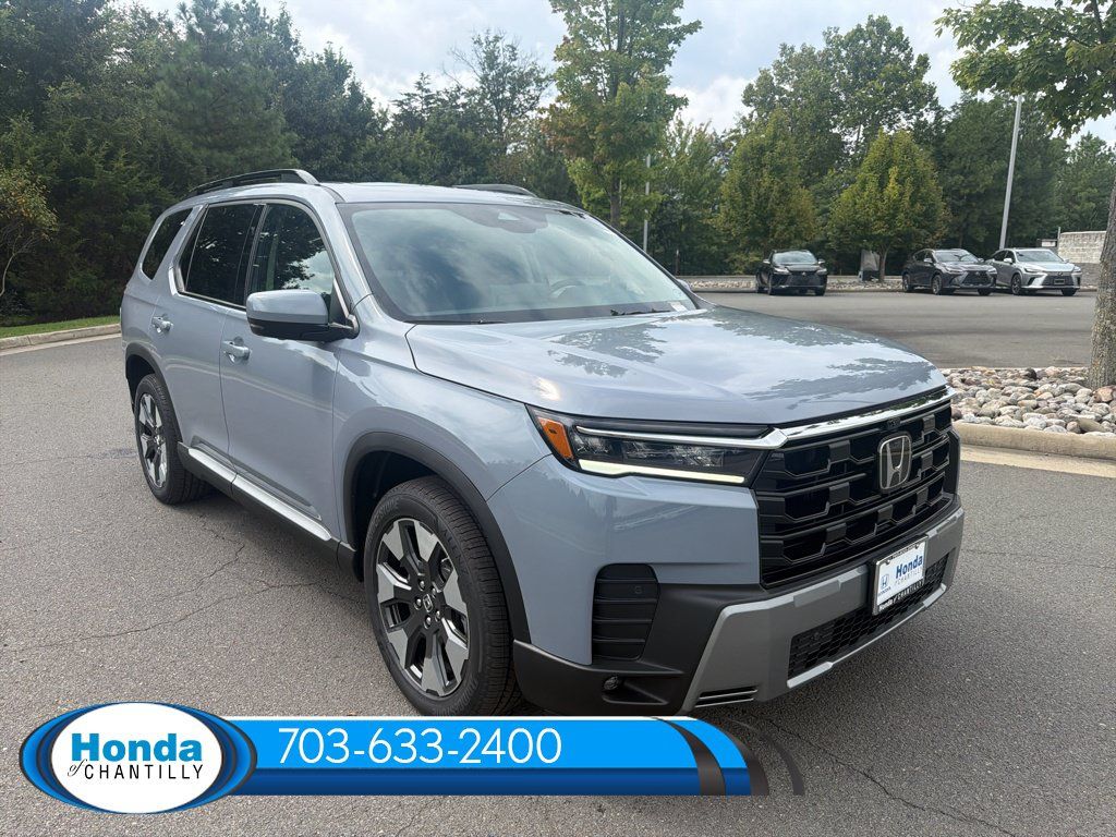 New 2026 Honda Pilot Touring image 1