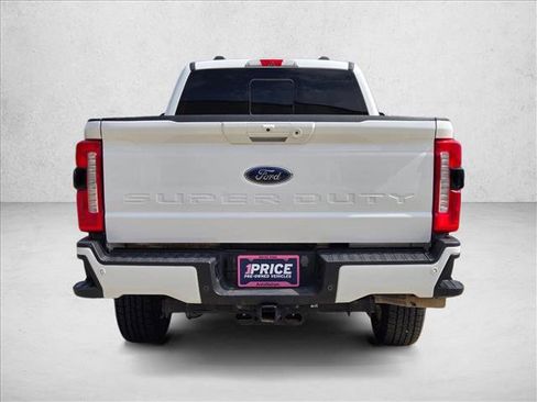 Used 2023 Ford F250 Lariat w/ Lariat Ultimate Package AWD/4WD image 6