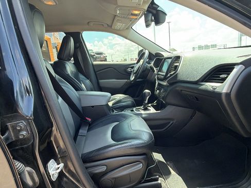 Used 2014 Jeep Cherokee Limited FWD image 20