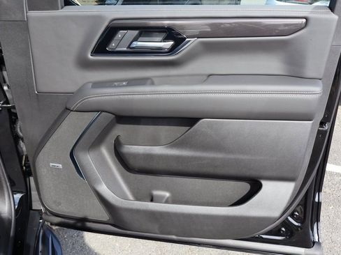New 2025 GMC Yukon XL Elevation AWD/4WD image 29