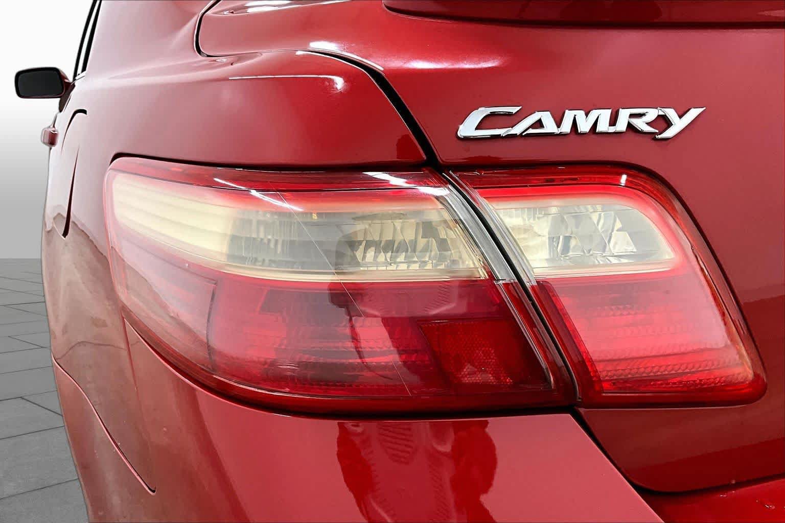 Used 2009 Toyota Camry LE FWD image 26