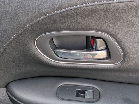 Used 2020 Honda HR-V EX-L image 33