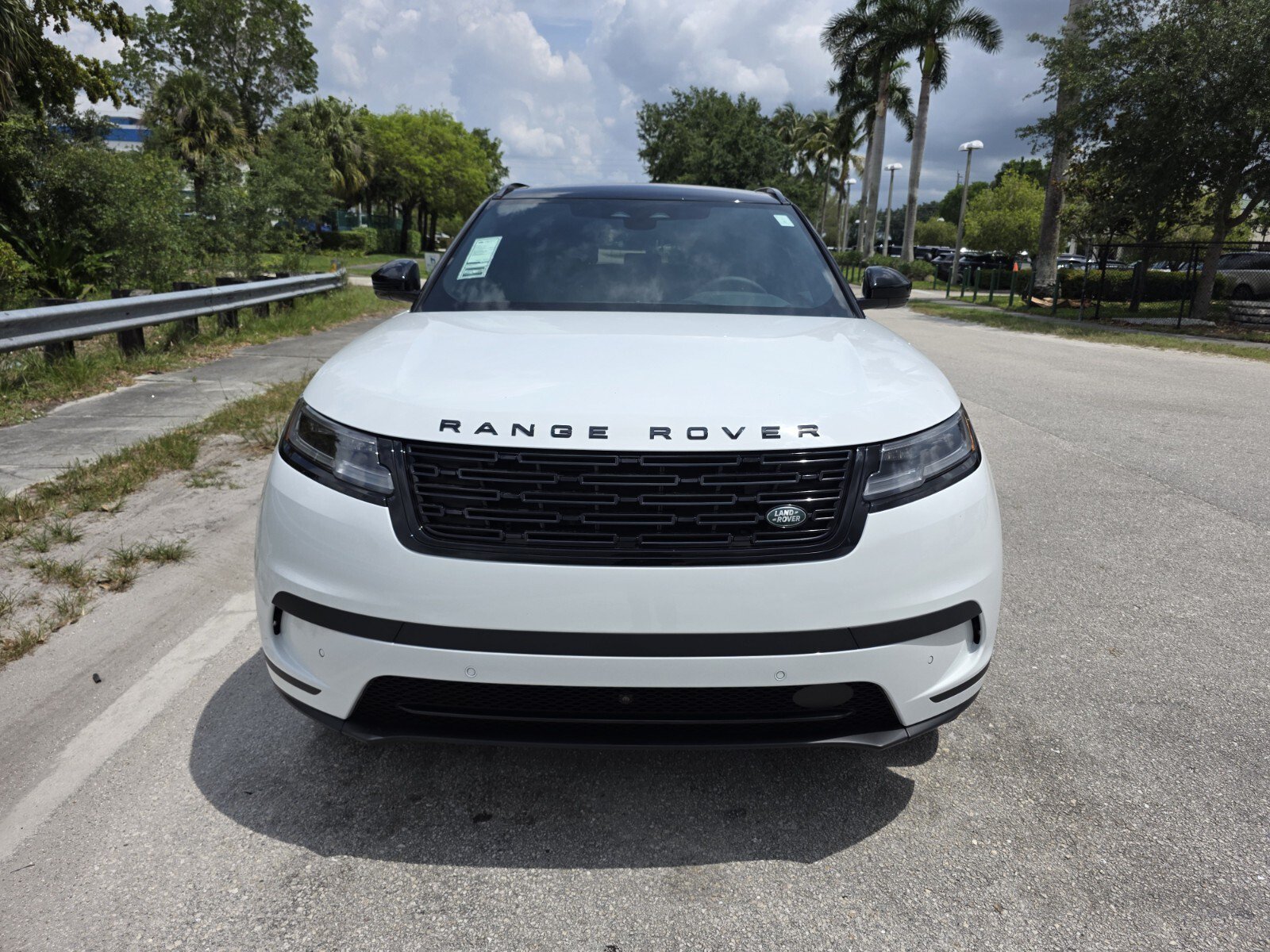 Used 2026 Land Rover Range Rover Velar S AWD/4WD image 8