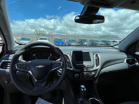 Used 2020 Chevrolet Equinox LT FWD image 34